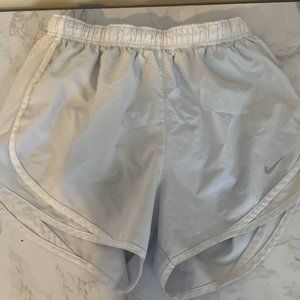 Women's Nike Tempo Shorts